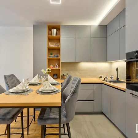 Lola Lux アパート