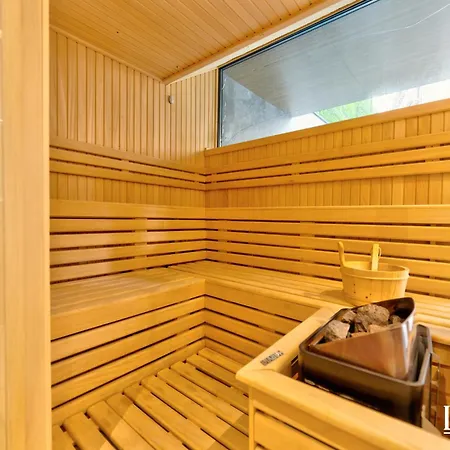 Lola Lux ズラティボール