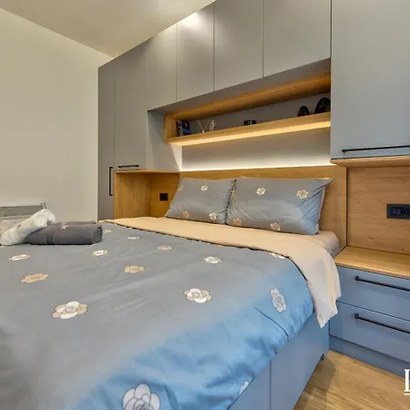 Lola Lux * ズラティボール